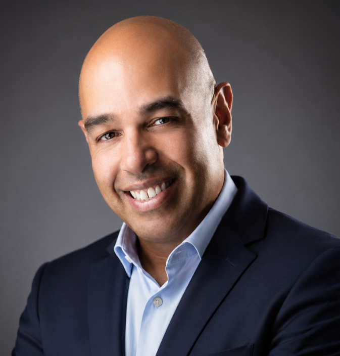 Dr. Victor Garcia M.